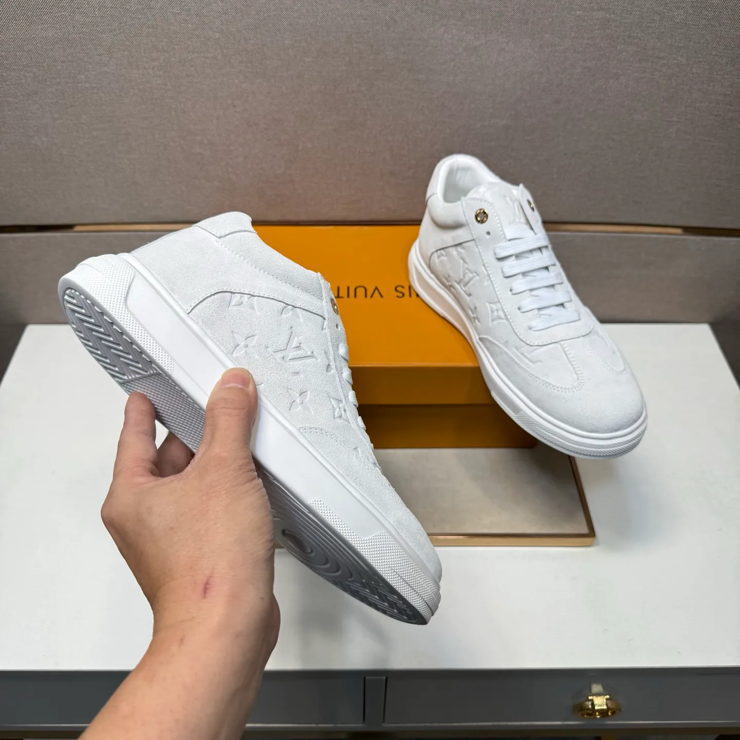 Men's men's shoes 💰pp420 [LV～] Men's casual shoes 2025z cabinet sales simultaneously 🔶Size: 38-44#️⃣ 🔷3 colors🔜The upper is made of multi-material splicing ➕Genuine leather lining, comfortable and breathable, sole: original comfortable and wear-resistant outsole, ⚠️real thing📱photographed🎬real thing is better📢📢📢